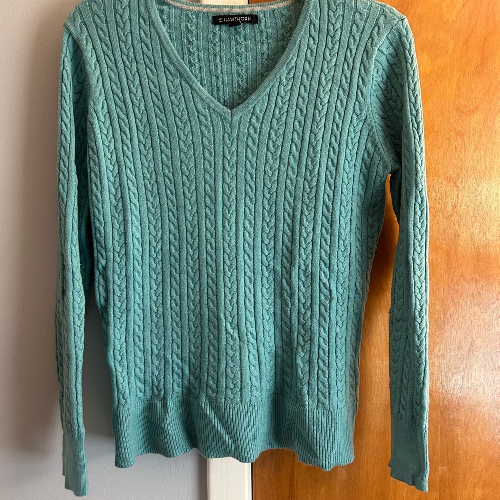 Women's Cable Knit Sweater